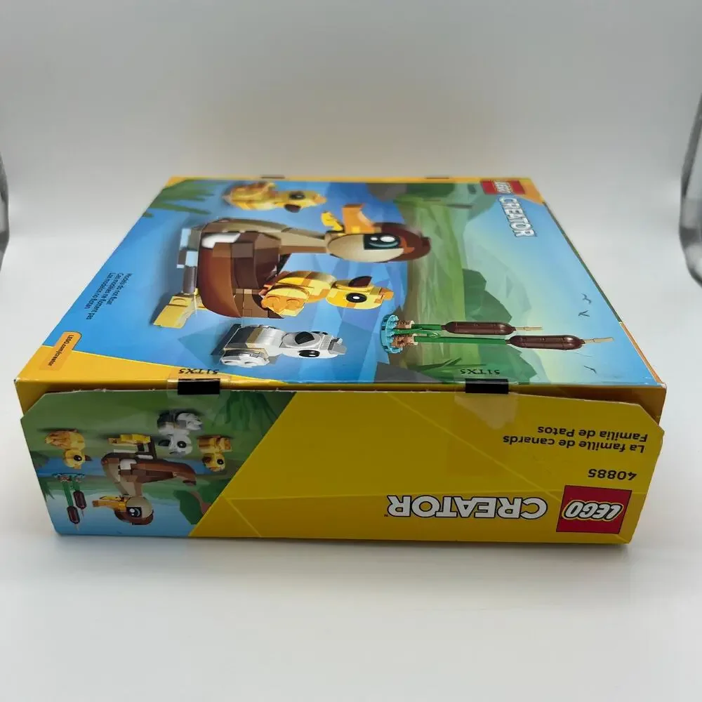 LEGO Creator Duck Family 40885 Nature Animals 2026 NEW Damaged Creased w/ Box